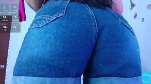 Snapshot of emelyross_ chatting on June 16, 2026, 1:03 pm emely ross online show from June 16, 2026, 1:03 pm