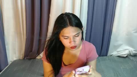 Chelle  dont forget to folloe me and thumps up online show from April 2, 2026, 4:32 am