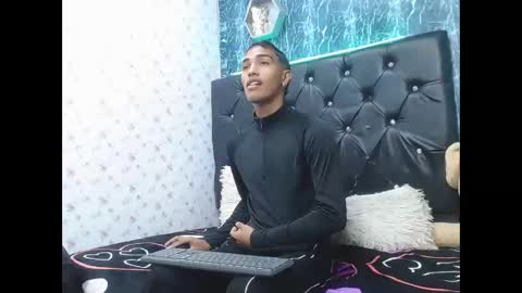 emersson_sex18 online show from January 13, 2026, 2:22 pm