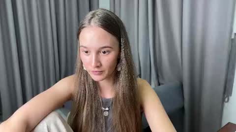 emi__ly online show from March 2, 2026, 11:28 am