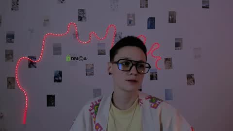 emi_fade online show from February 5, 2026, 1:38 pm