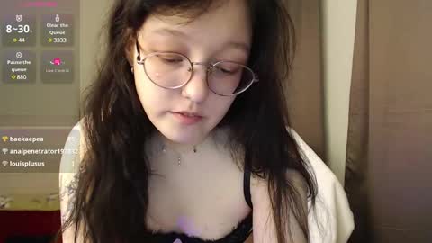 Emi online show from December 14, 2024, 9:51 am