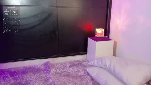     online show from December 19, 2025, 2:29 am