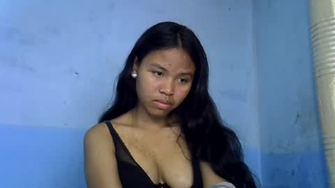 Snapshot of emiehottie chatting on June 12, 2026, 9:03 pm Ami online show from June 12, 2026, 9:03 pm