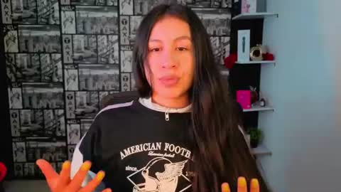 Emilia Gomez online show from June 21, 2026, 2:30 pm
