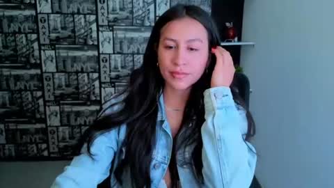 Snapshot of emigomez_ chatting on July 4, 2026, 12:17 am Emilia Gomez online show from July 4, 2026, 12:17 am