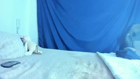 Emi online show from January 28, 2025, 5:46 pm