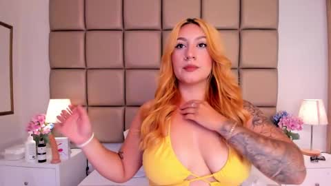 EMILY ROBERTS online show from February 1, 2025, 3:08 am