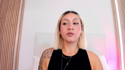 EMILY ROBERTS online show from February 20, 2026, 7:25 pm