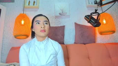 Emily online show from September 11, 2025, 12:05 pm