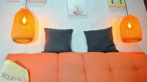 Emily online show from October 8, 2025, 12:03 pm