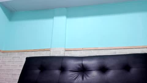 Emily online show from October 5, 2025, 1:42 pm