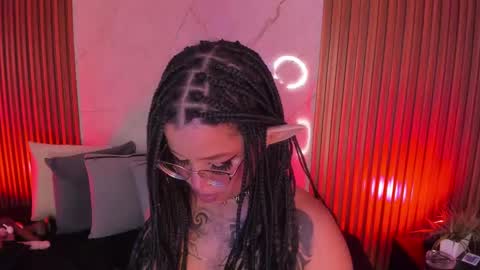   online show from March 6, 2025, 10:15 pm