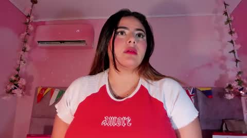 Snapshot of emiilygrace_ chatting on July 2, 2026, 11:38 am Emiily Grace online show from July 2, 2026, 11:38 am