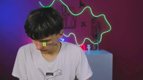 emil_lucky online show from April 21, 2026, 6:55 pm