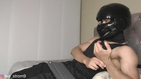 Snapshot of emile_239 chatting on February 25, 2025, 3:52 am emile_239 online show from February 25, 2025, 3:52 am