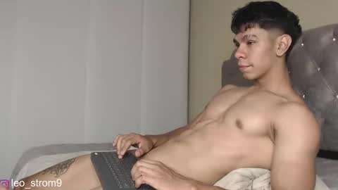 Snapshot of emile_239 chatting on March 2, 2025, 12:20 am emile_239 online show from March 2, 2025, 12:20 am