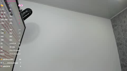 Emili Lenus online show from January 15, 2025, 2:35 pm