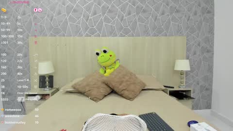 Emili Lenus online show from January 23, 2025, 2:39 pm