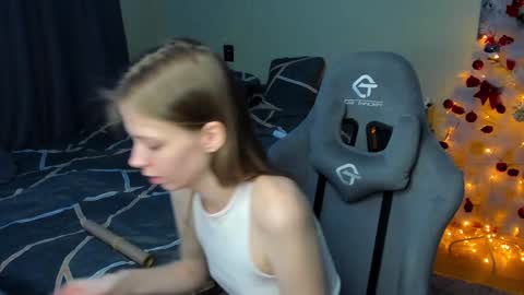 emili_sweet__ online show from December 26, 2024, 6:54 pm