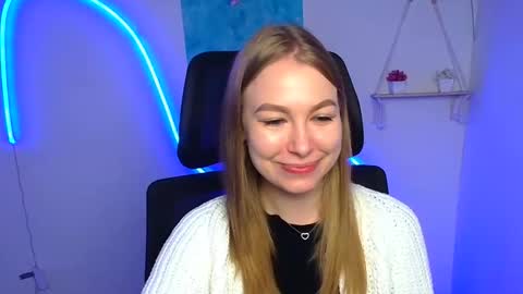 Snapshot of emilia_ilia chatting on October 26, 2025, 6:30 am Emilia online show from October 26, 2025, 6:30 am