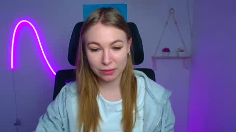 Emilia online show from February 23, 2026, 12:24 pm