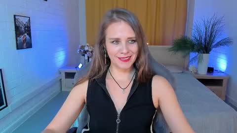 Emilia Bedy online show from November 21, 2025, 9:08 am