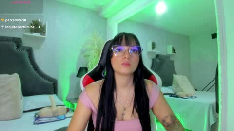 EmiliaRose online show from April 9, 2026, 11:10 pm