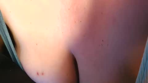 Snapshot of emiliefoxx chatting on June 14, 2026, 2:35 am emilie foxx online show from June 14, 2026, 2:35 am