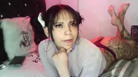 Snapshot of emiliejoy chatting on March 31, 2026, 5:08 am emiliejoy online show from March 31, 2026, 5:08 am