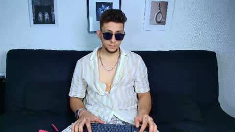 Snapshot of emiliocum_24 chatting on July 31, 2026, 6:13 am EMILIOCUM online show from July 31, 2026, 6:13 am