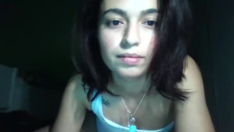 Emilly and Daniel online show from January 8, 2025, 9:01 pm