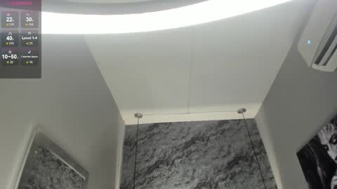 emilly_mell online show from October 12, 2025, 11:31 am