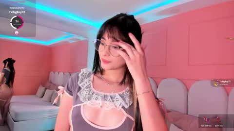 Emilly  online show from May 14, 2026, 5:31 pm
