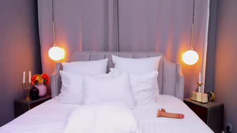 EMMA online show from March 11, 2025, 8:42 pm