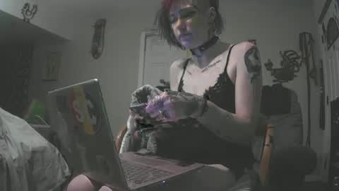 Emily Love online show from September 22, 2025, 7:10 am