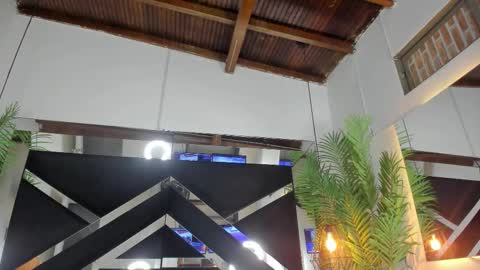 Emily  online show from December 19, 2025, 10:44 am