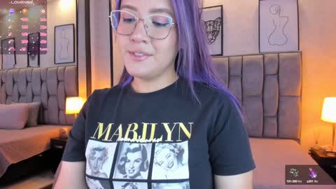 Emily online show from January 21, 2025, 3:48 am
