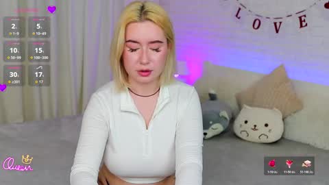 Emily  Bliss online show from February 16, 2026, 2:46 pm