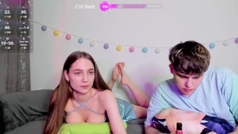 emily_and_ilumi online show from January 7, 2025, 1:28 am