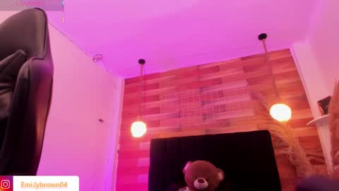 emily_brown04 online show from February 16, 2026, 12:29 am