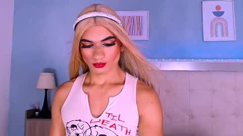 emily_castillo1_ online show from September 23, 2025, 5:54 am