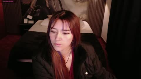  Emily Cherry  online show from May 26, 2026, 1:51 pm