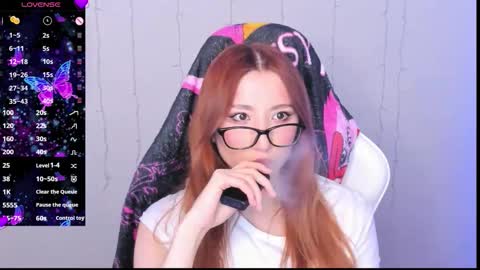 emily_cline online show from October 27, 2025, 4:05 am