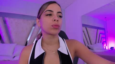 Emily online show from December 3, 2025, 10:46 am