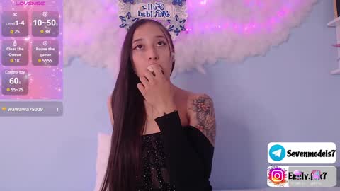 Snapshot of emily_fox7 chatting on December 3, 2024, 3:00 pm emily_fox7 online show from December 3, 2024, 3:00 pm