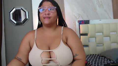 Snapshot of emily_jhonsson_ chatting on May 18, 2026, 12:11 pm emily_jhonsson_ online show from May 18, 2026, 12:11 pm