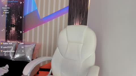 Emily online show from February 10, 2025, 9:04 pm