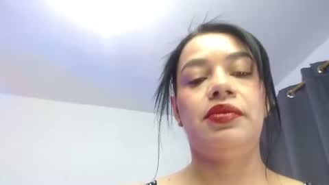 Snapshot of emily_milff chatting on June 22, 2026, 11:51 am emily_milff online show from June 22, 2026, 11:51 am