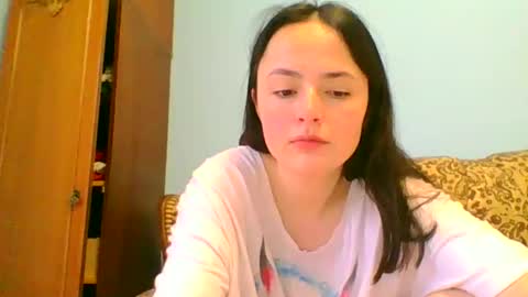 emily_morning_dew online show from January 10, 2025, 7:46 am